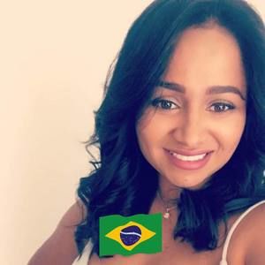 Meet your Posher, Cintia